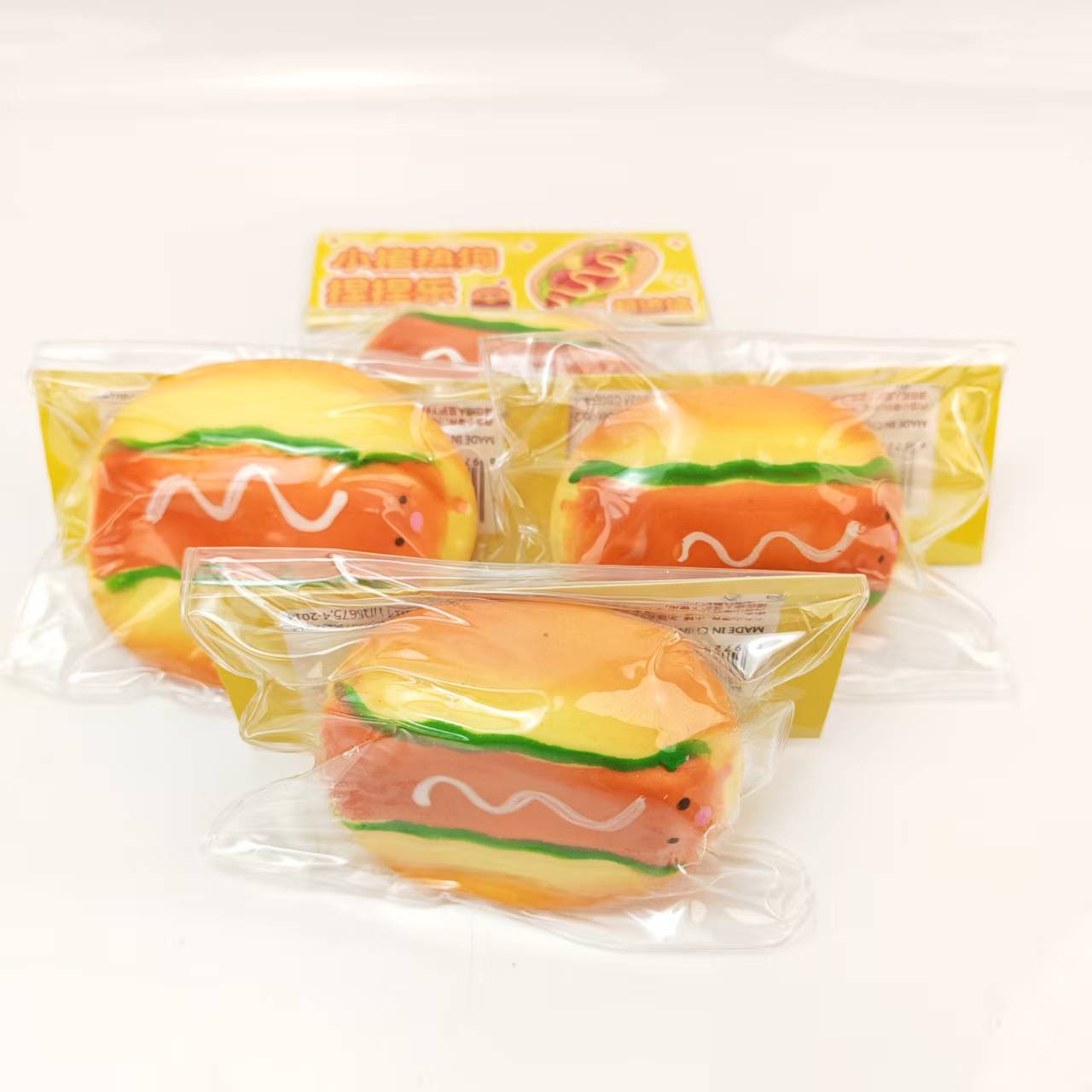 4 Parça Gerçekçi Hot Dog Şekli - Pet Supplies In Bulk incelemesi ve fiyatı